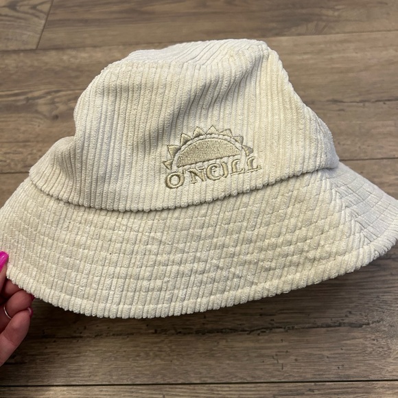 O'Neill Accessories - O'Neill Beige Corduroy Bucket Hat - NWT